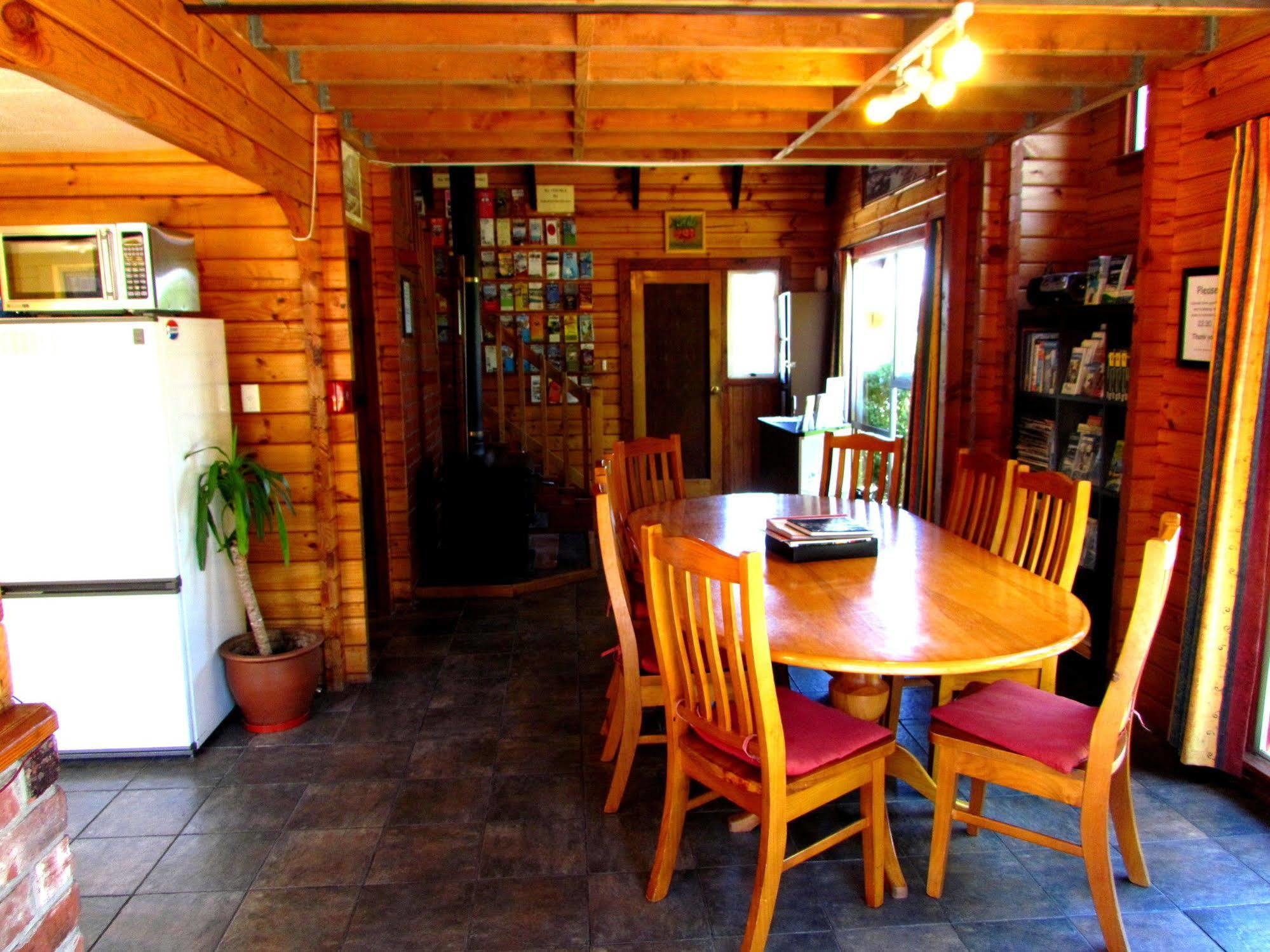 Hanmer Backpackers Hanmer Springs Exterior photo